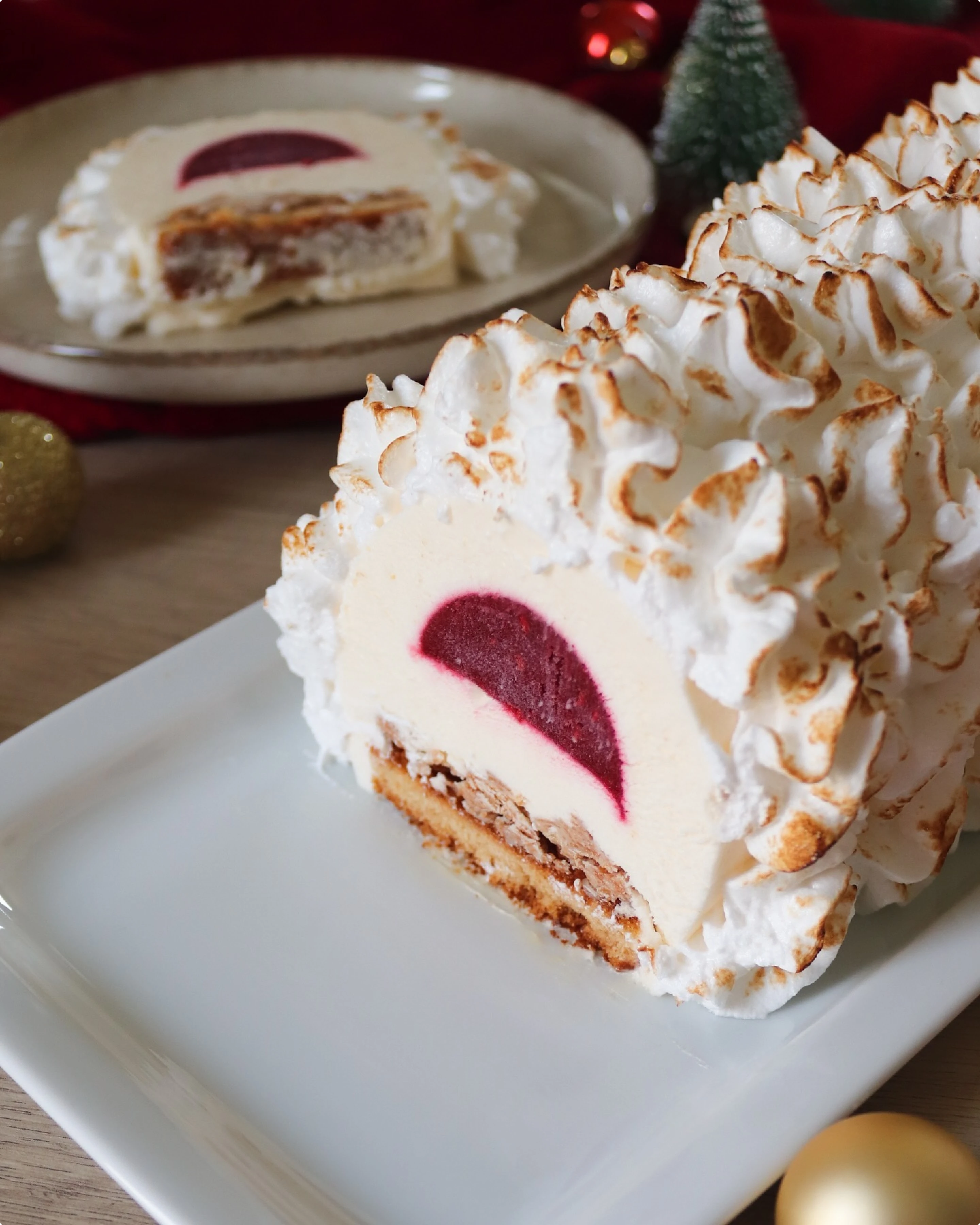 Bûche framboise et citron meringuée